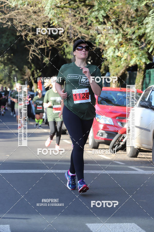 Buy your photos of the eventSANTANDER TRACK&FIELD RUN SERIES - Iguatemi Porto Alegre on Fotop