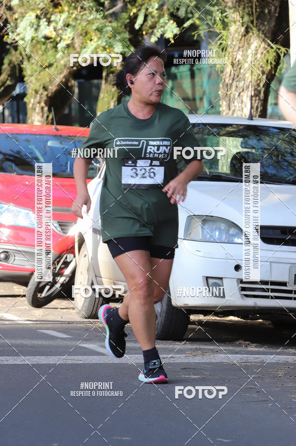 Buy your photos of the eventSANTANDER TRACK&FIELD RUN SERIES - Iguatemi Porto Alegre on Fotop