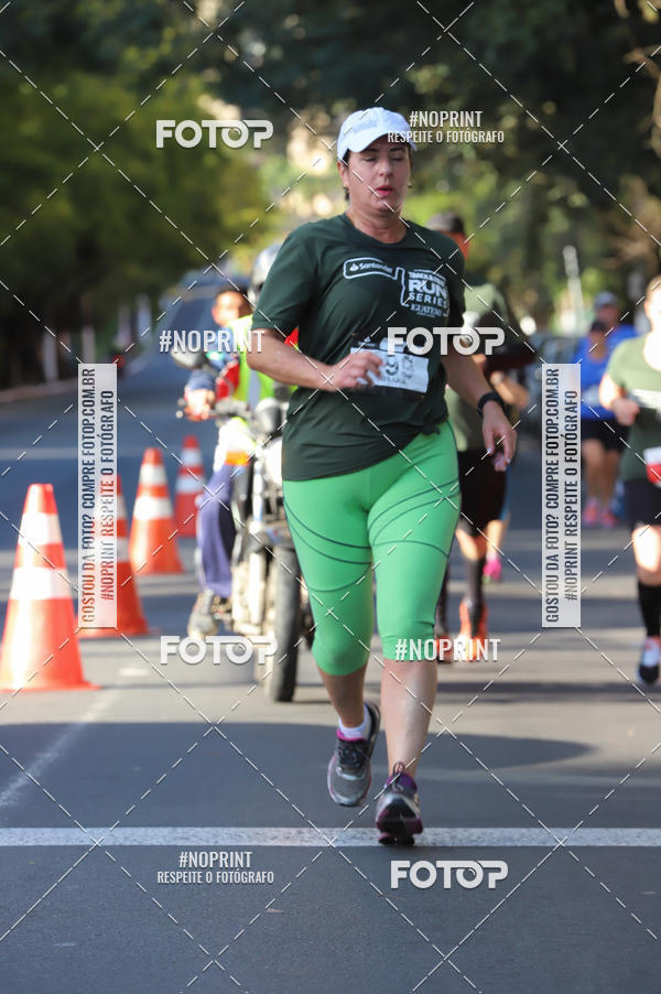 Buy your photos of the eventSANTANDER TRACK&FIELD RUN SERIES - Iguatemi Porto Alegre on Fotop