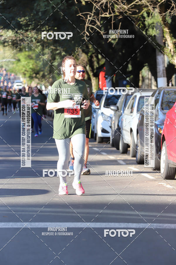 Buy your photos of the eventSANTANDER TRACK&FIELD RUN SERIES - Iguatemi Porto Alegre on Fotop