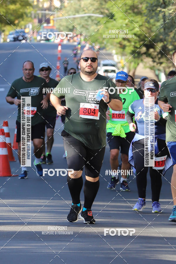Buy your photos of the eventSANTANDER TRACK&FIELD RUN SERIES - Iguatemi Porto Alegre on Fotop