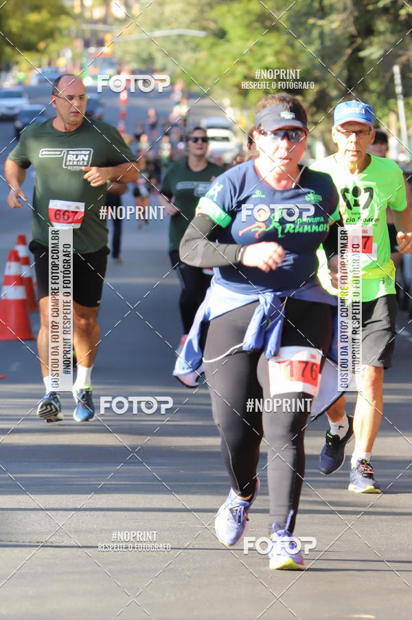 Buy your photos of the eventSANTANDER TRACK&FIELD RUN SERIES - Iguatemi Porto Alegre on Fotop