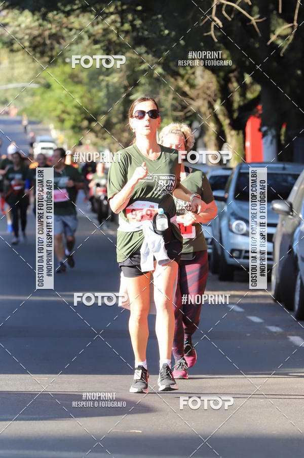 Buy your photos of the eventSANTANDER TRACK&FIELD RUN SERIES - Iguatemi Porto Alegre on Fotop