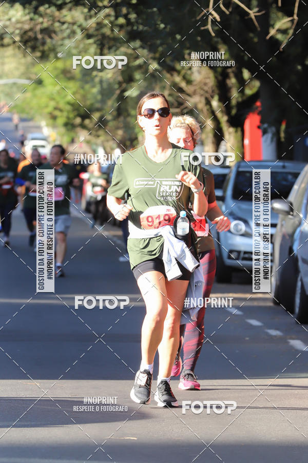 Buy your photos of the eventSANTANDER TRACK&FIELD RUN SERIES - Iguatemi Porto Alegre on Fotop