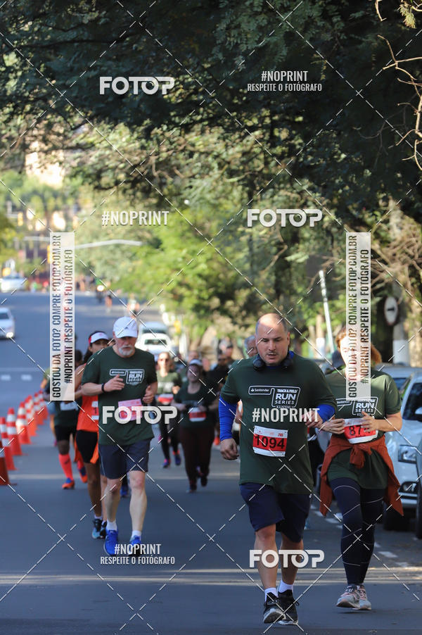 Buy your photos of the eventSANTANDER TRACK&FIELD RUN SERIES - Iguatemi Porto Alegre on Fotop