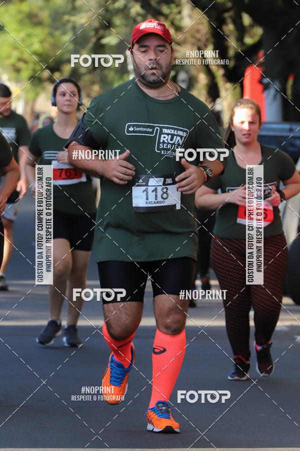 Buy your photos of the eventSANTANDER TRACK&FIELD RUN SERIES - Iguatemi Porto Alegre on Fotop