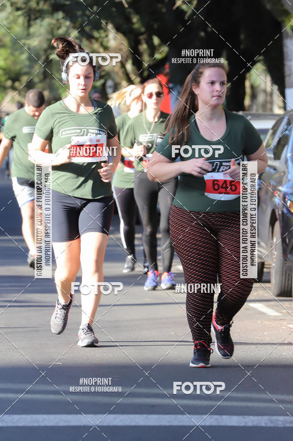 Buy your photos of the eventSANTANDER TRACK&FIELD RUN SERIES - Iguatemi Porto Alegre on Fotop