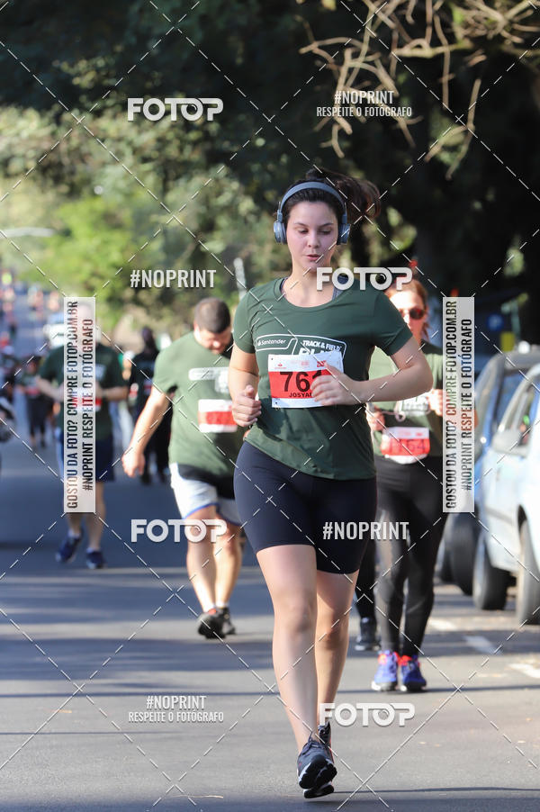 Buy your photos of the eventSANTANDER TRACK&FIELD RUN SERIES - Iguatemi Porto Alegre on Fotop