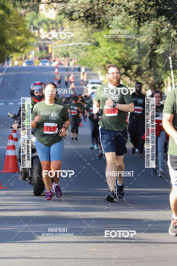 Buy your photos of the eventSANTANDER TRACK&FIELD RUN SERIES - Iguatemi Porto Alegre on Fotop