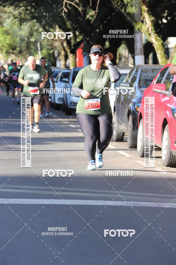 Buy your photos of the eventSANTANDER TRACK&FIELD RUN SERIES - Iguatemi Porto Alegre on Fotop