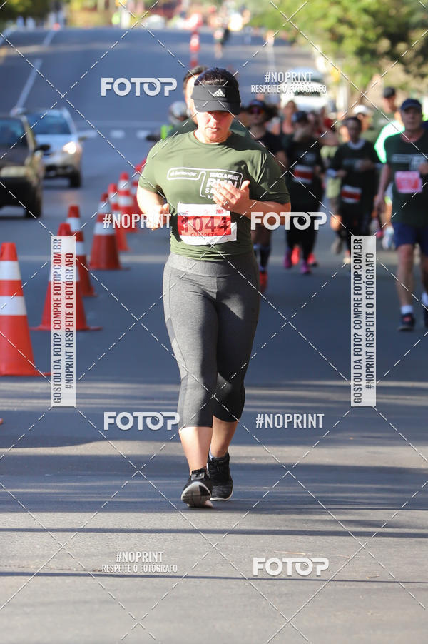Buy your photos of the eventSANTANDER TRACK&FIELD RUN SERIES - Iguatemi Porto Alegre on Fotop