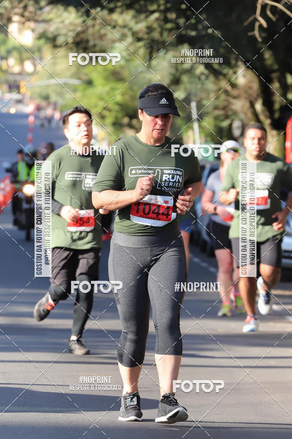 Buy your photos of the eventSANTANDER TRACK&FIELD RUN SERIES - Iguatemi Porto Alegre on Fotop