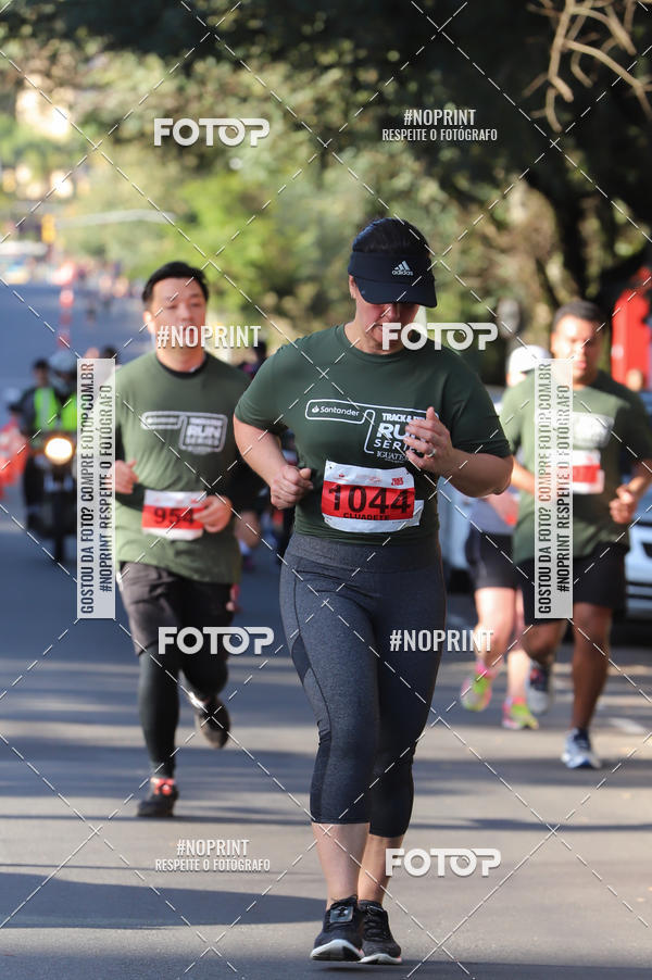 Buy your photos of the eventSANTANDER TRACK&FIELD RUN SERIES - Iguatemi Porto Alegre on Fotop