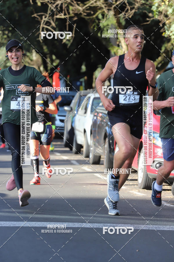 Buy your photos of the eventSANTANDER TRACK&FIELD RUN SERIES - Iguatemi Porto Alegre on Fotop