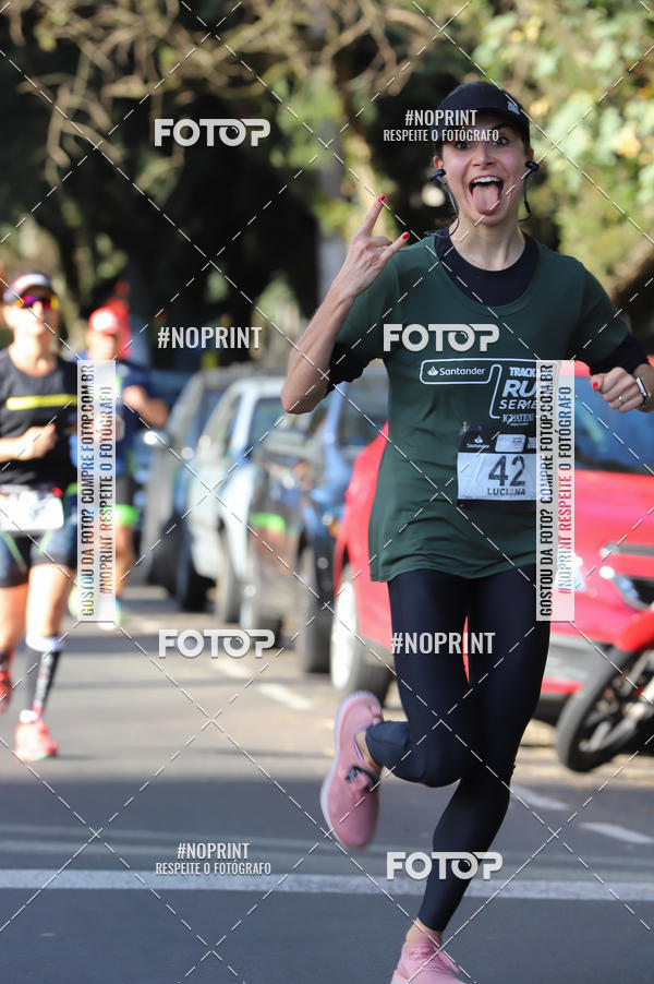 Buy your photos of the eventSANTANDER TRACK&FIELD RUN SERIES - Iguatemi Porto Alegre on Fotop