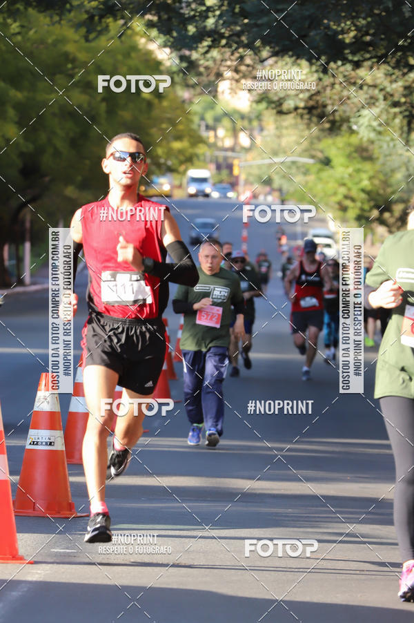 Buy your photos of the eventSANTANDER TRACK&FIELD RUN SERIES - Iguatemi Porto Alegre on Fotop
