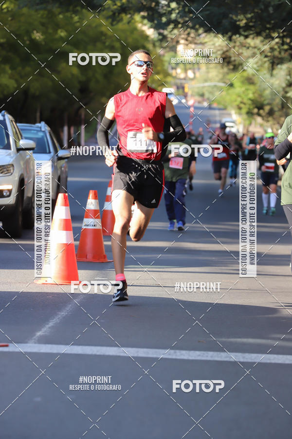 Buy your photos of the eventSANTANDER TRACK&FIELD RUN SERIES - Iguatemi Porto Alegre on Fotop
