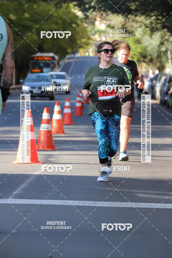 Buy your photos of the eventSANTANDER TRACK&FIELD RUN SERIES - Iguatemi Porto Alegre on Fotop