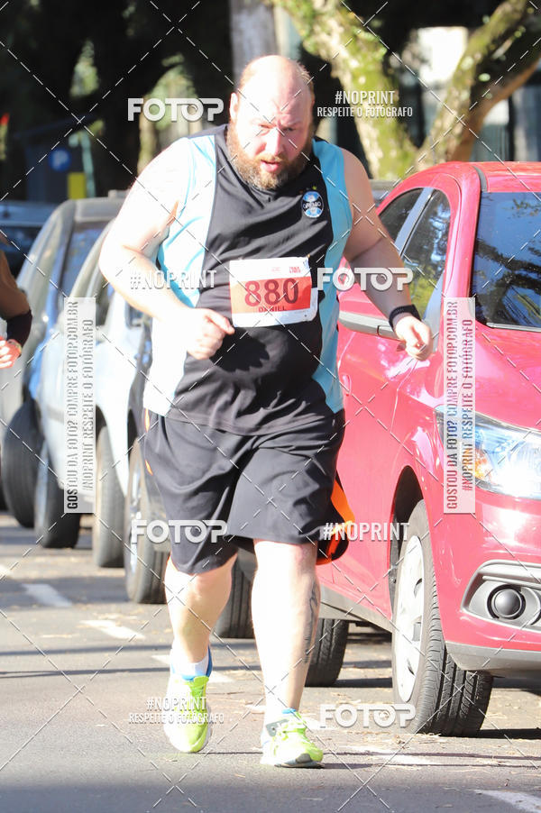 Buy your photos of the eventSANTANDER TRACK&FIELD RUN SERIES - Iguatemi Porto Alegre on Fotop