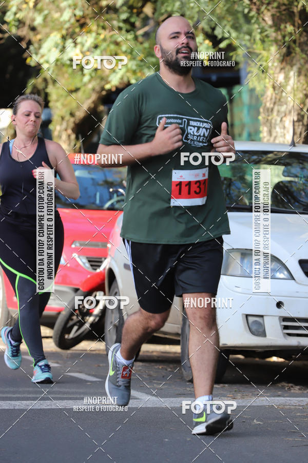 Buy your photos of the eventSANTANDER TRACK&FIELD RUN SERIES - Iguatemi Porto Alegre on Fotop