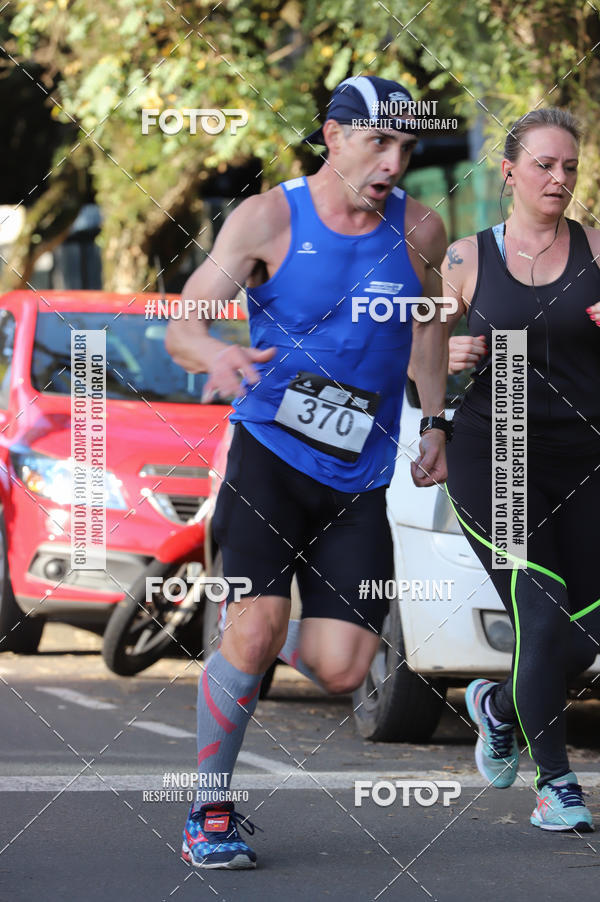 Buy your photos of the eventSANTANDER TRACK&FIELD RUN SERIES - Iguatemi Porto Alegre on Fotop