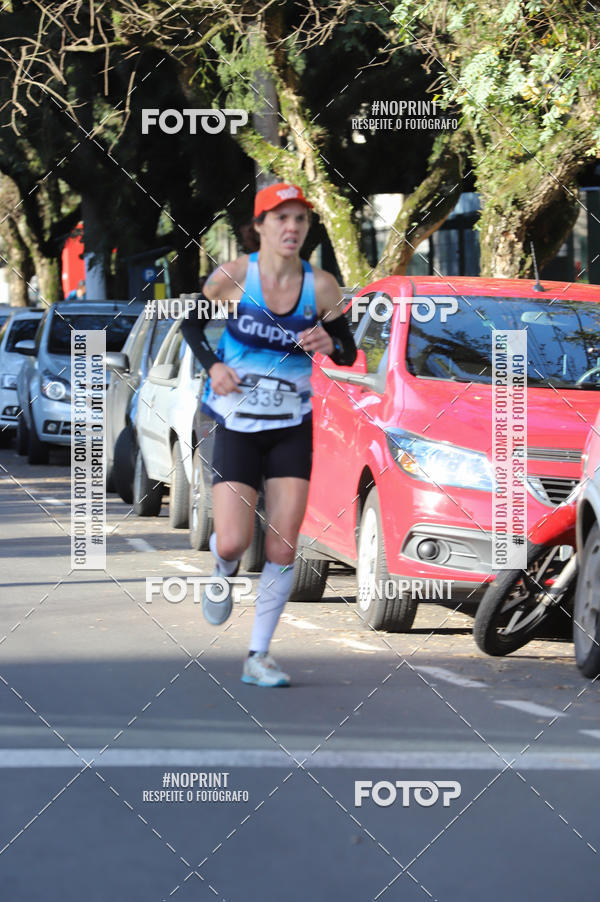 Buy your photos of the eventSANTANDER TRACK&FIELD RUN SERIES - Iguatemi Porto Alegre on Fotop