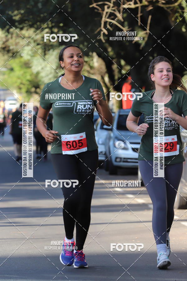 Buy your photos of the eventSANTANDER TRACK&FIELD RUN SERIES - Iguatemi Porto Alegre on Fotop
