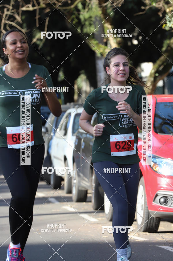 Buy your photos of the eventSANTANDER TRACK&FIELD RUN SERIES - Iguatemi Porto Alegre on Fotop