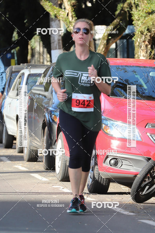 Buy your photos of the eventSANTANDER TRACK&FIELD RUN SERIES - Iguatemi Porto Alegre on Fotop