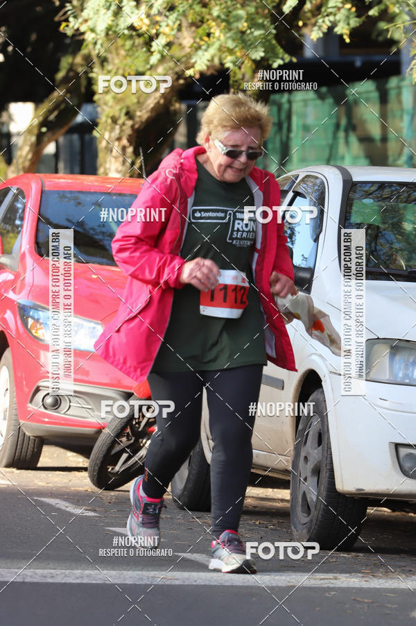 Buy your photos of the eventSANTANDER TRACK&FIELD RUN SERIES - Iguatemi Porto Alegre on Fotop