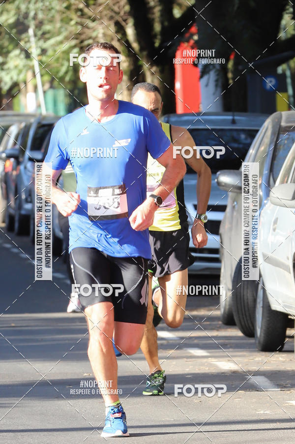 Buy your photos of the eventSANTANDER TRACK&FIELD RUN SERIES - Iguatemi Porto Alegre on Fotop