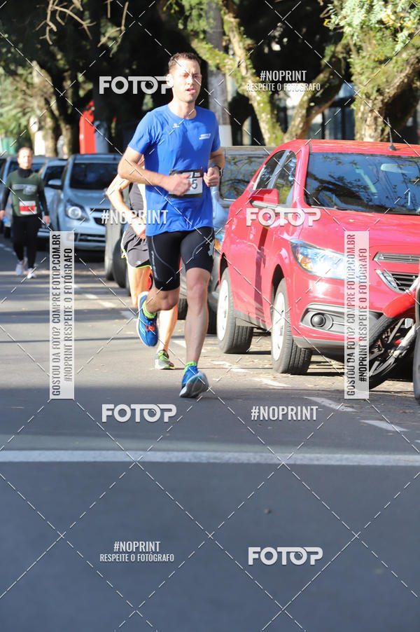 Buy your photos of the eventSANTANDER TRACK&FIELD RUN SERIES - Iguatemi Porto Alegre on Fotop