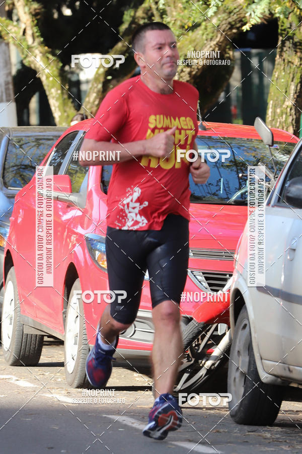Buy your photos of the eventSANTANDER TRACK&FIELD RUN SERIES - Iguatemi Porto Alegre on Fotop