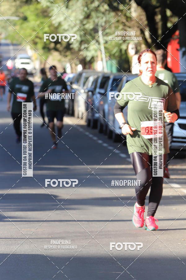 Buy your photos of the eventSANTANDER TRACK&FIELD RUN SERIES - Iguatemi Porto Alegre on Fotop