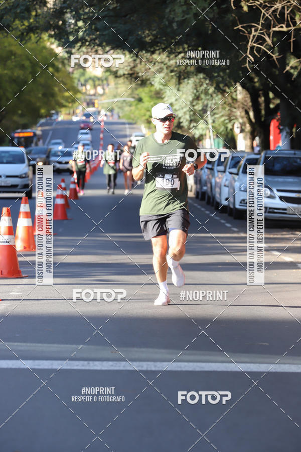 Buy your photos of the eventSANTANDER TRACK&FIELD RUN SERIES - Iguatemi Porto Alegre on Fotop