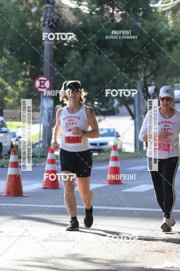 Buy your photos of the eventSANTANDER TRACK&FIELD RUN SERIES - Iguatemi Porto Alegre on Fotop