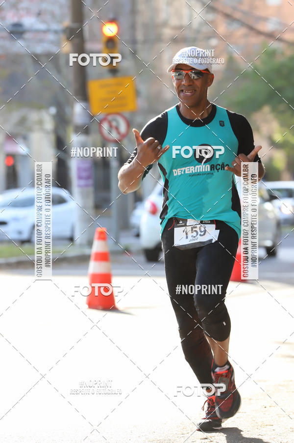 Buy your photos of the eventSANTANDER TRACK&FIELD RUN SERIES - Iguatemi Porto Alegre on Fotop