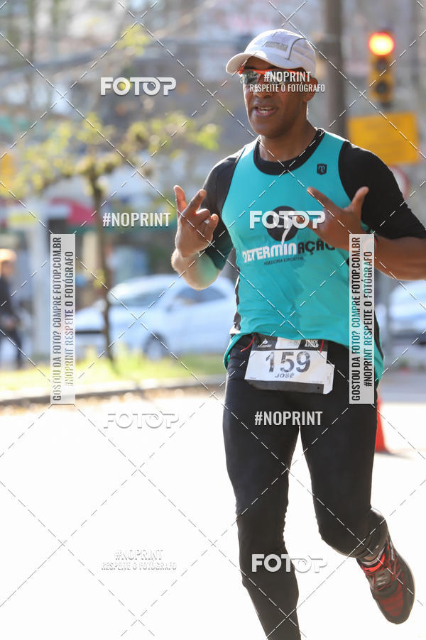 Buy your photos of the eventSANTANDER TRACK&FIELD RUN SERIES - Iguatemi Porto Alegre on Fotop