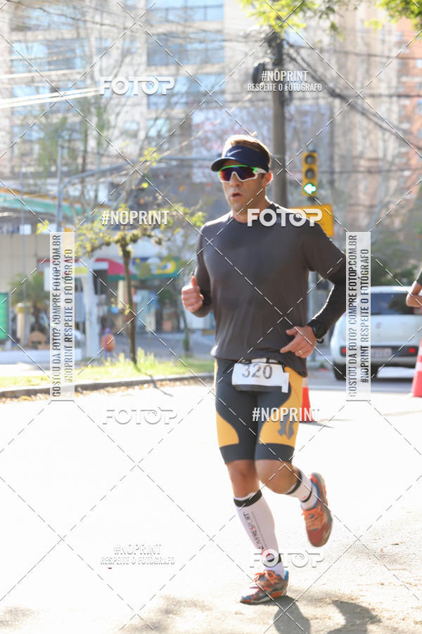 Buy your photos of the eventSANTANDER TRACK&FIELD RUN SERIES - Iguatemi Porto Alegre on Fotop
