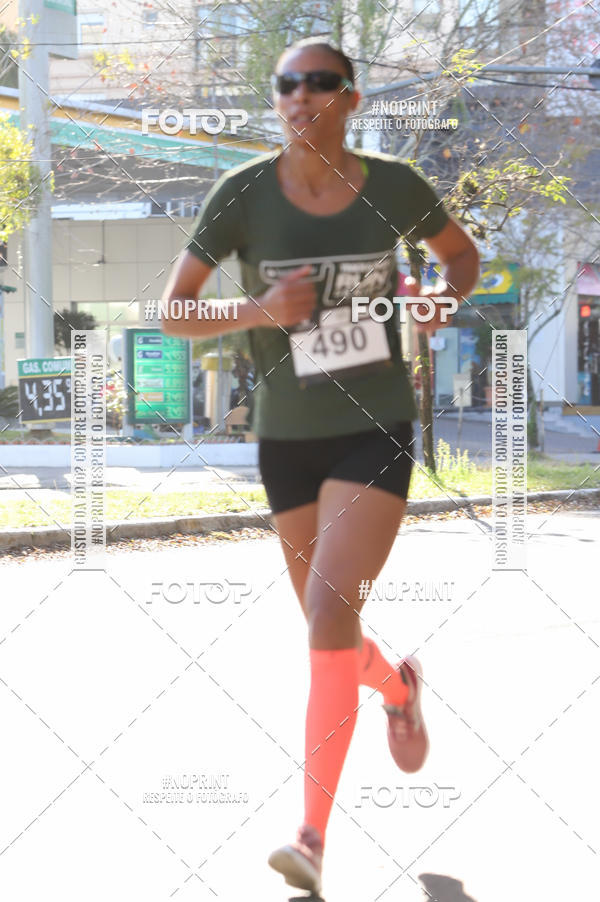 Buy your photos of the eventSANTANDER TRACK&FIELD RUN SERIES - Iguatemi Porto Alegre on Fotop
