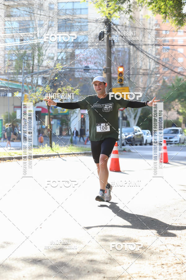 Buy your photos of the eventSANTANDER TRACK&FIELD RUN SERIES - Iguatemi Porto Alegre on Fotop