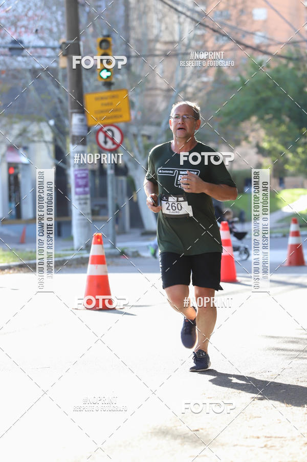 Buy your photos of the eventSANTANDER TRACK&FIELD RUN SERIES - Iguatemi Porto Alegre on Fotop