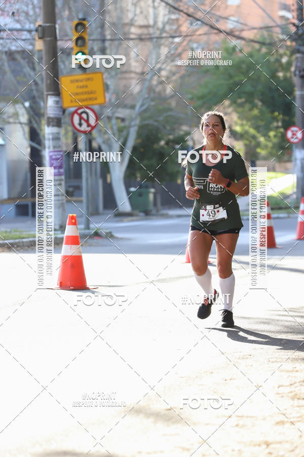Buy your photos of the eventSANTANDER TRACK&FIELD RUN SERIES - Iguatemi Porto Alegre on Fotop