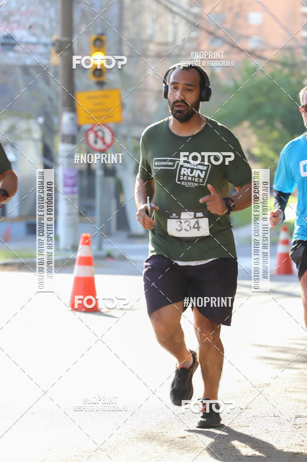 Buy your photos of the eventSANTANDER TRACK&FIELD RUN SERIES - Iguatemi Porto Alegre on Fotop