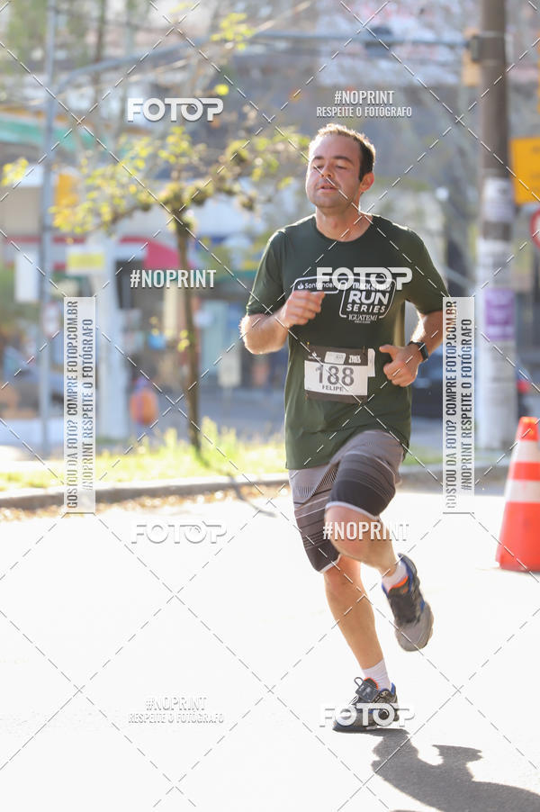 Buy your photos of the eventSANTANDER TRACK&FIELD RUN SERIES - Iguatemi Porto Alegre on Fotop