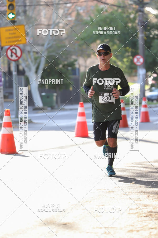 Buy your photos of the eventSANTANDER TRACK&FIELD RUN SERIES - Iguatemi Porto Alegre on Fotop