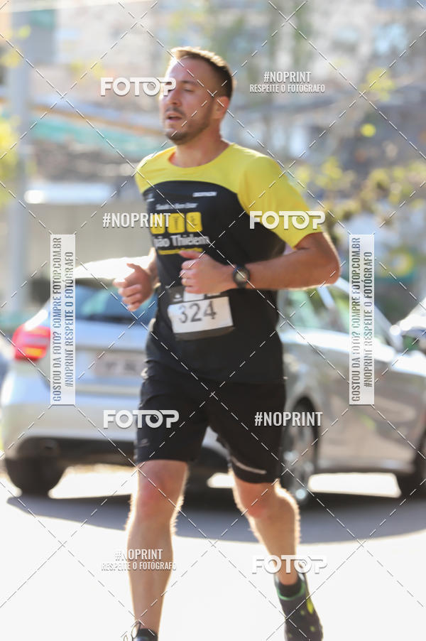 Buy your photos of the eventSANTANDER TRACK&FIELD RUN SERIES - Iguatemi Porto Alegre on Fotop