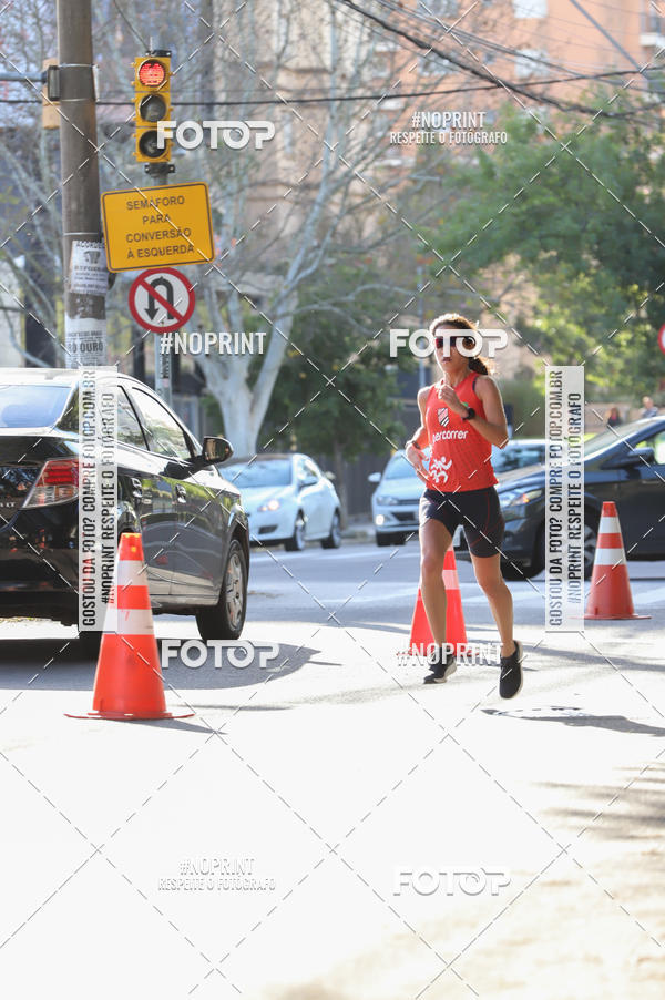 Buy your photos of the eventSANTANDER TRACK&FIELD RUN SERIES - Iguatemi Porto Alegre on Fotop