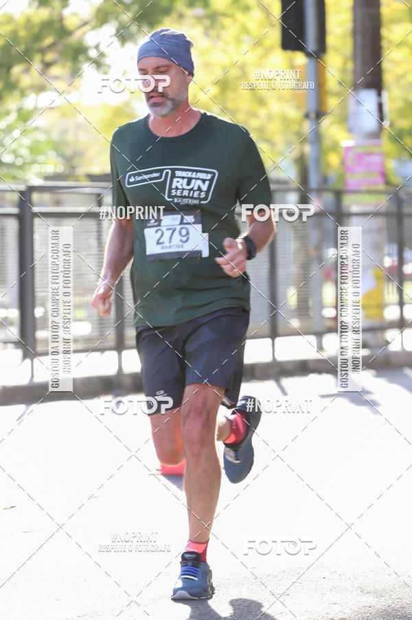 Buy your photos of the eventSANTANDER TRACK&FIELD RUN SERIES - Iguatemi Porto Alegre on Fotop
