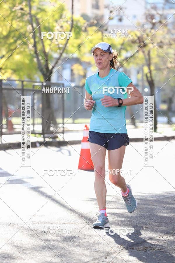 Buy your photos of the eventSANTANDER TRACK&FIELD RUN SERIES - Iguatemi Porto Alegre on Fotop